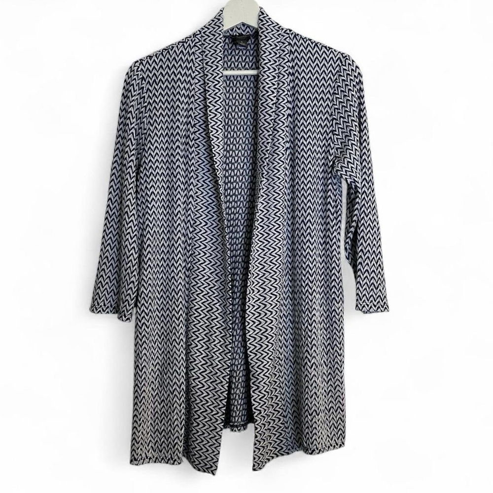 Chico's Travelers blue and white chevron open front cardigan Size 1 (Small)